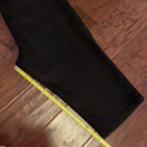 intro. Black Capri pants cropped short black stretch jeans comfort waist size 6‌ - Picture 10 of 10
